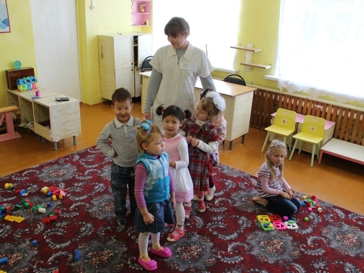Жители Копанского боятся, что их дети останутся без дошкольного образования после закрытия единственного детсада