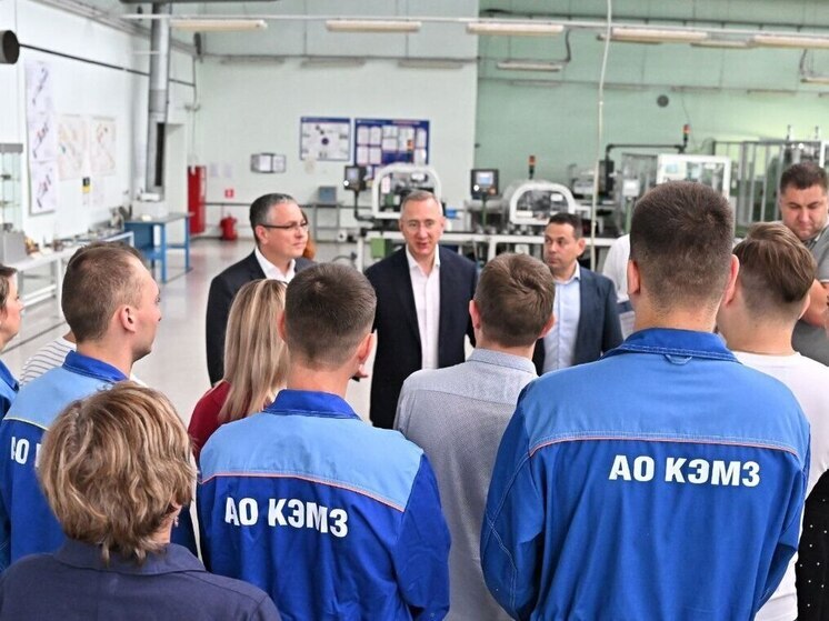 Владислав Шапша посетил один из старейших заводов Калужской области