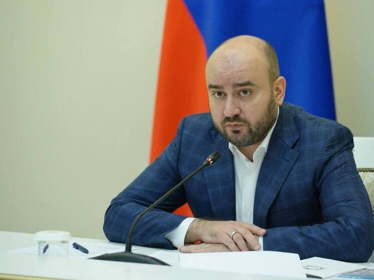 В самарском правительстве 23 июля обсудили подготовку к зиме и детские площадки