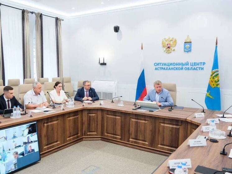 Астраханцы стали меньше обращаться в связи с вывозом мусора