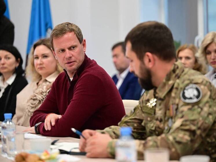 Глава Нового Уренгоя рассказал бойцам СВО о мерах поддержки и очередной партии гуманитарки