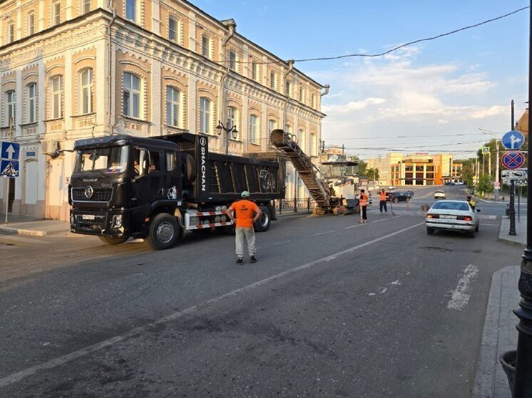 В Астрахани в рамках нацпроекта ремонтируют улицу Никольскую