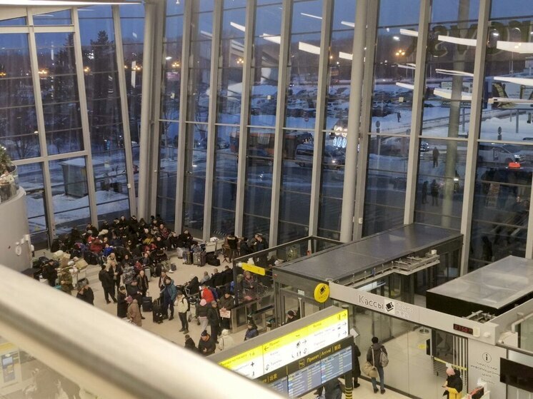 Самолет с 46 пассажирами на борту не выходит на связь в Приамурье