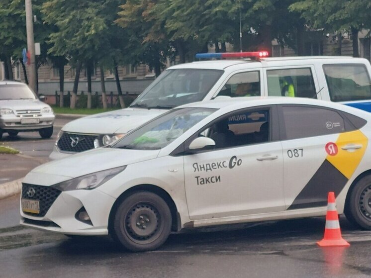 Сразу два ребёнка пострадали под колёсами авто в Йошкар-Оле