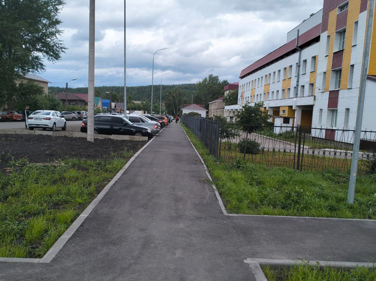 В Кузнецке Пензенской области завершили благоустройство аллеи «новорожденных»
