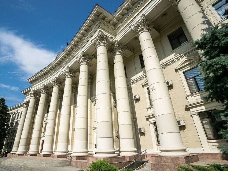 Губернатор Андрей Бочаров провел заседание оперштаба