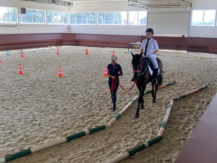 Ессентукский центр иппотерапии провёл Чемпионат юных жокеев с особенностями здоровья