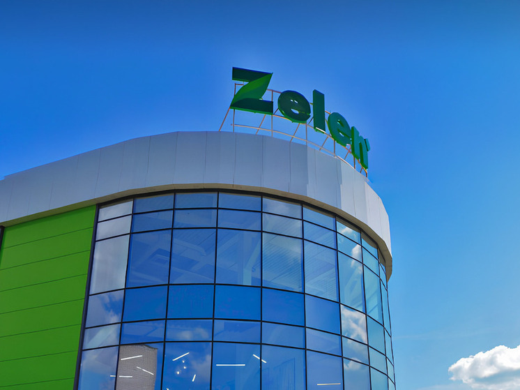 Марийское УФАС запретило рекламу вэйпов у ТРЦ Zelen — баннер срочно убирают