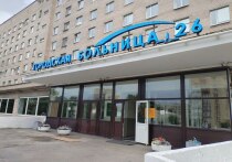 Гигантские ссадины по всему телу, будто человека «скоблили» наждачной бумагой, переломы костей лица — таковы последствия, как утверждает житель Петербурга Дмитрий В., его «лечения» в Городской больнице №26, что на улице Костюшко. По словам мужчины, его жестоко избили вскоре после госпитализации. 