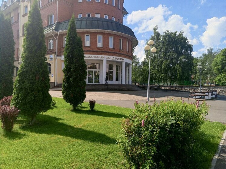 Жителям Псковской области стало проще оплачивать высшее образование детей материнским капиталом