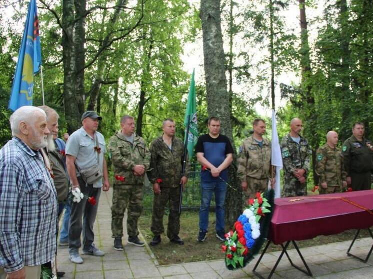 Четырех воинов РККА перезахоронили в пыталовской деревне