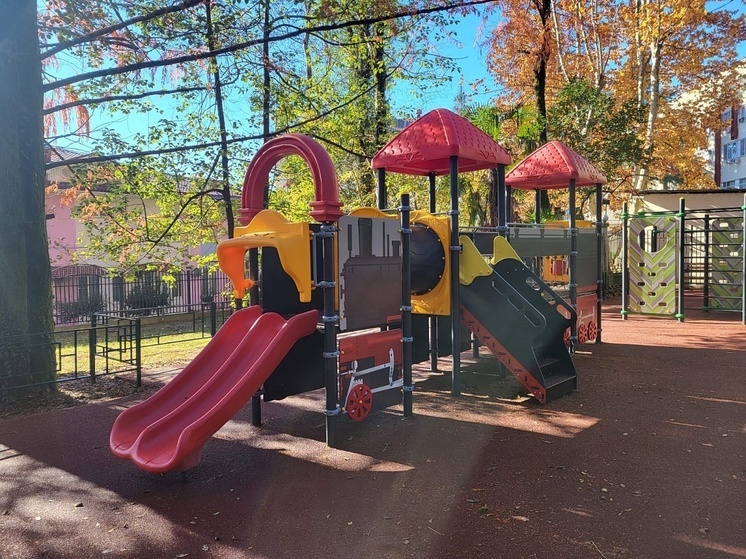 В Хостинском районе Сочи по просьбе жителей благоустроили улицу Октября