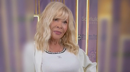 Татьяна Тишинская показала стройную фигуру в 57 лет: видео 