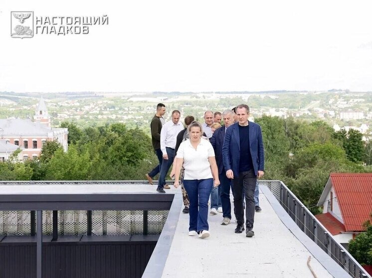 Вячеслав Гладков посетил строительную площадку «Агрокванториума» в Короче