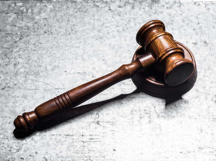 Суд рассмотрит дело экс-чиновника администрации Каспийска