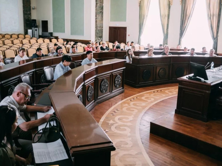 В Якутске продолжается подготовка к отопительному сезону: промыто более 60% сетей МКД