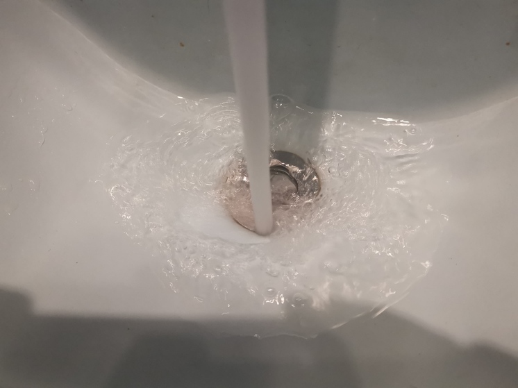 Без воды в зной: Примводоканал экстренно отключил водоснабжение в Приморье