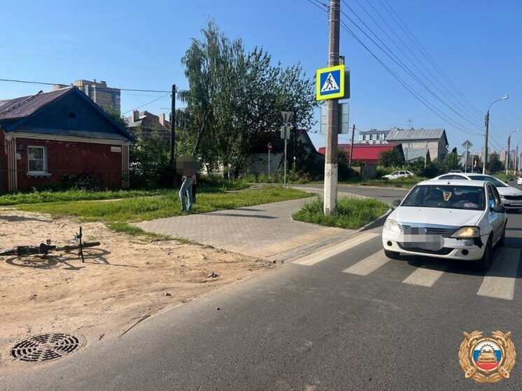 В Твери велосипедист и водитель "Рено" спорят об обстоятельствах ДТП