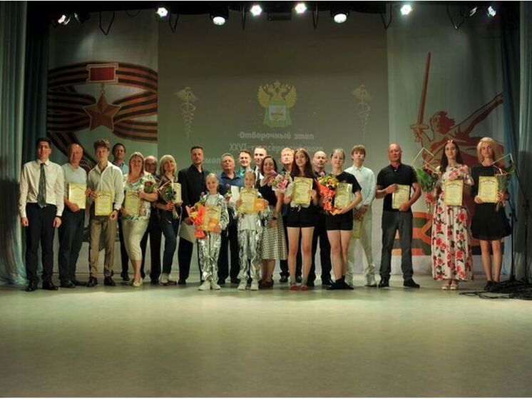 В Смоленской таможне прошёл конкурс талантов в честь 80-летия Победы