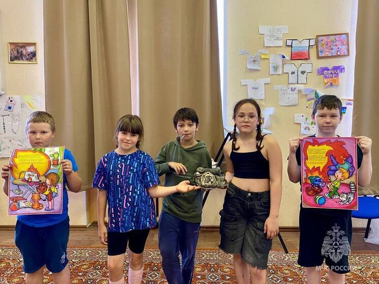 Ребятам из псковского Областного Центра семьи напомнили о правилах безопасности летом