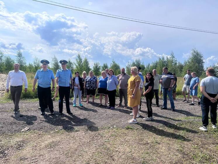 Дмитрий Коданёв встретился с рязанскими семьями, получившими участки в Букрине