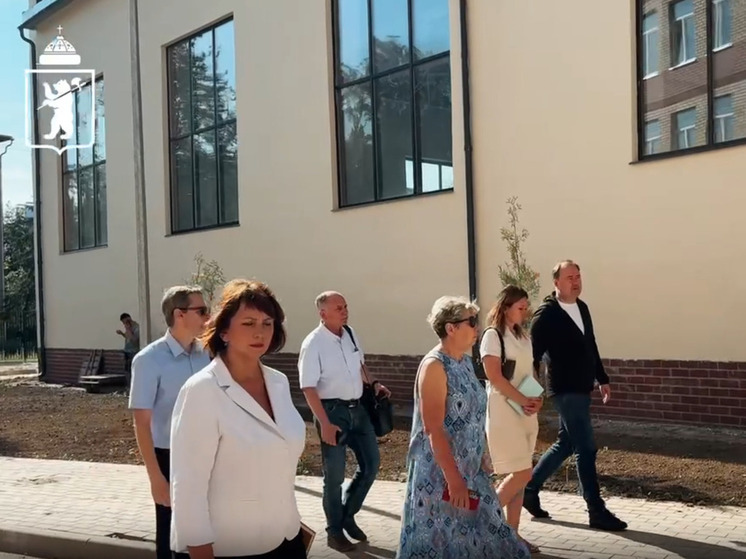 Мэр Ярославля снова проверил школу на Московском проспекте