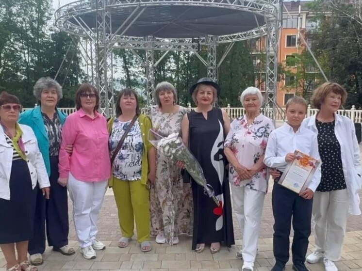 В обновлённом Комсомольском парке Кисловодска стартовали летние поэтические вечера