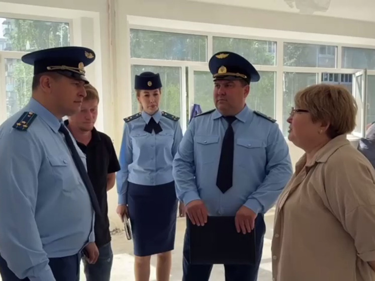 Прокурор посетил школу в Уфе, где затягивается капремонт