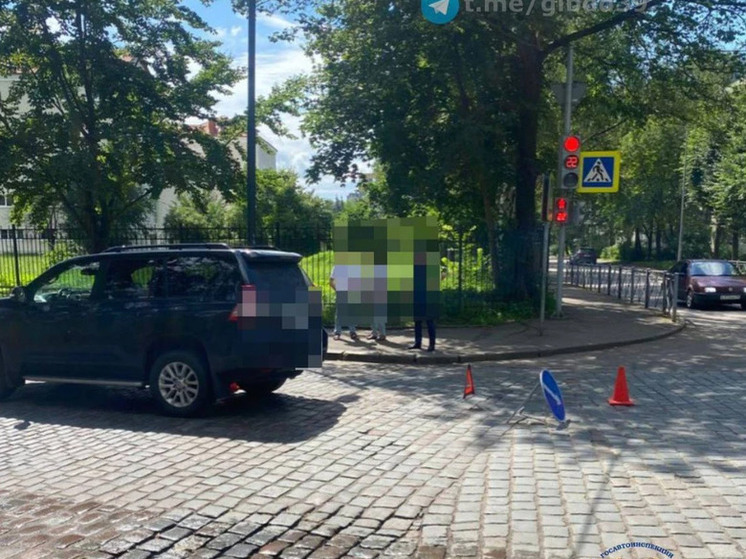 В Калининграде женщина попала под колёса внедорожника