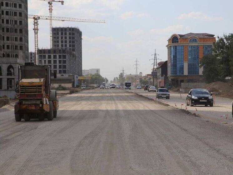 В Грозном обновляют Старопромысловское шоссе