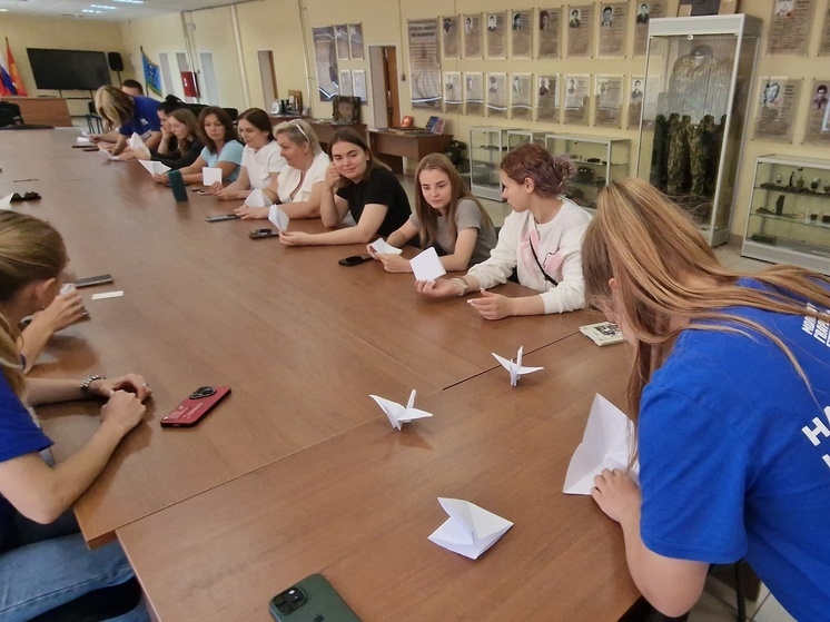 Подростки Серпухова почтили память маленьких героев Донбасса