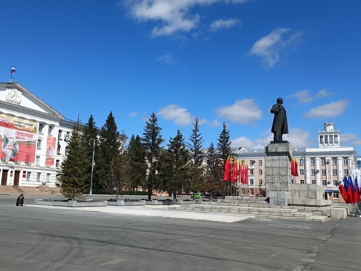 Максим Фадеев заявил курганцам, что сбывается его мечта сыграть на Дне города