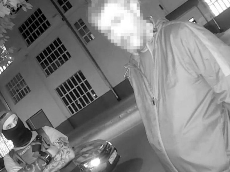 В барах и клубах Новосибирска сотрудники АБ будили уснувших посетителей