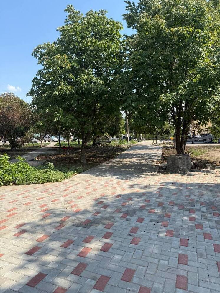 В Новоайдаре благоустроят сквер и парк