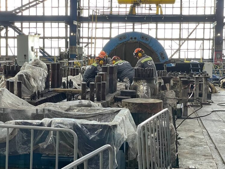 Пять дней без горячей воды: на отключенной Абаканской ТЭЦ проведут больше 80 видов работ