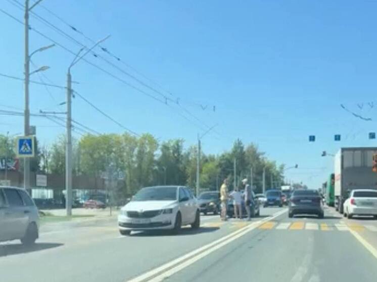 На въезде в Рязань собралась пробка из-за ДТП у дягилевского поста ДПС
