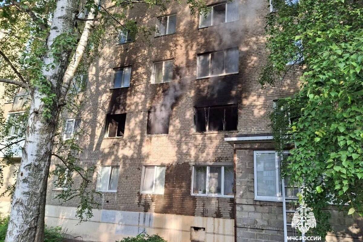В Уфе пожарные спасли 19 человек