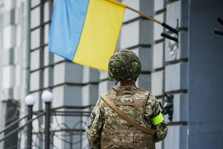 В Полтаве жители заблокировали автобус ТЦК и помогли сбежать мобилизованным