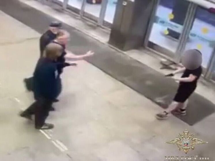 Подростки задержаны за стрельбу из пневматического пистолета на станции в Москве