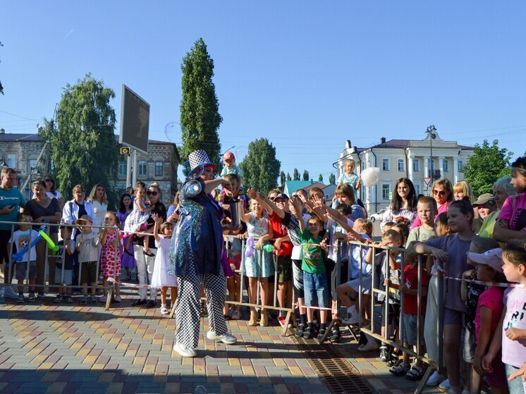 Кирсанов Тамбовской области отметил День города яркой детской программой