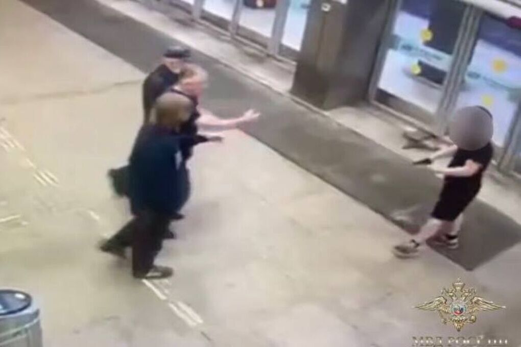 Подростки задержаны за стрельбу из пневматического пистолета на станции в Москве