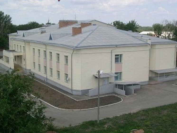 В Калмыкии прокомментировали ситуацию с увольнениями медиков в районной больнице