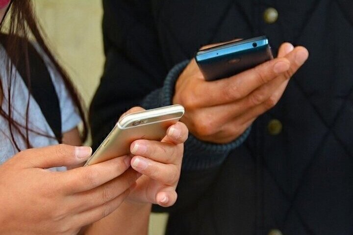 Россиянам назвали способы быть на связи при отключении мобильного интернета