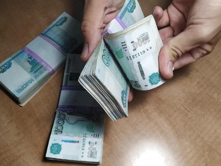 Омский врач лишился 2,3 млн рублей после общения с «сотрудником ФСБ»