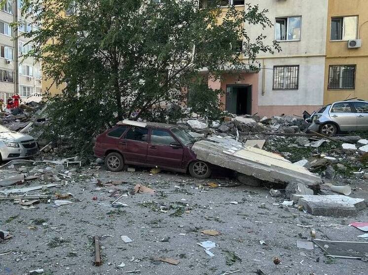 В Саратове закрыт доступ в один из подъездов соседнего с обрушившимся домом