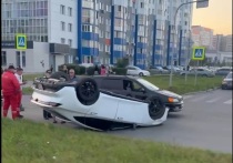 Вечером 26 июля в Индустриальном районе Барнаула произошло ДТП с «перевертышем». 