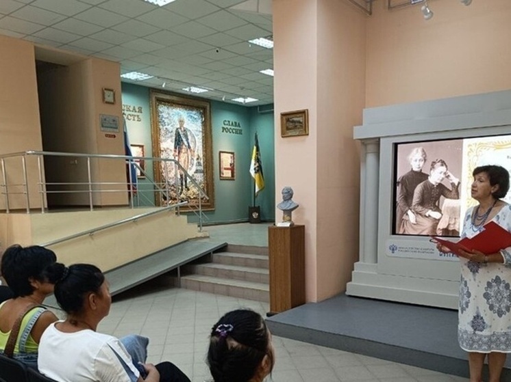 Выставка «У истоков русского модерна» открылась в Бердянском художественном музее