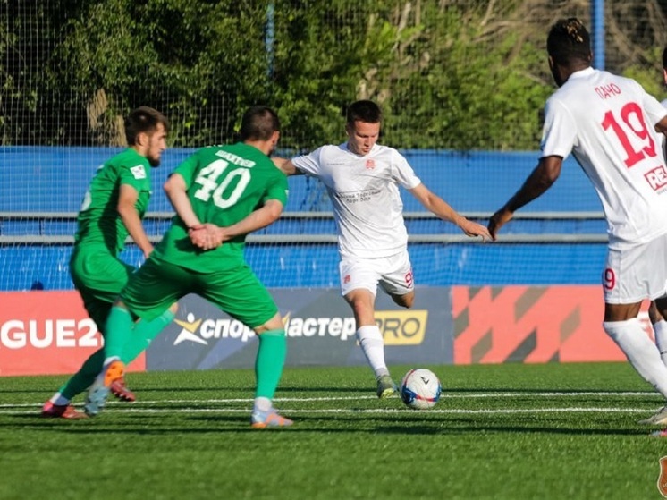 Футболисты «Астрахани» дома сыграли вничью с «Нартом»