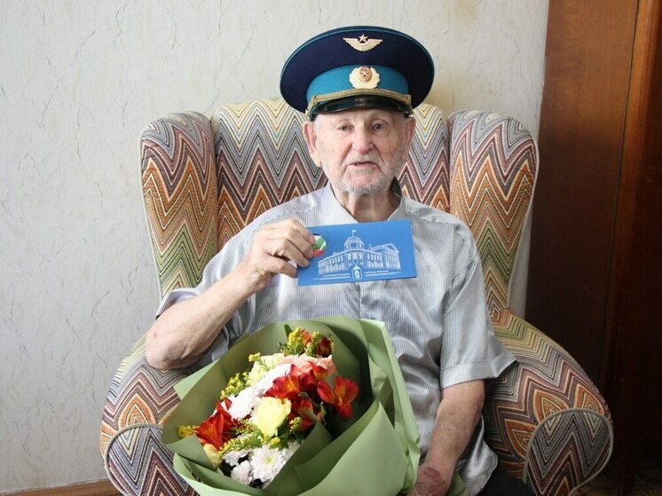 Майор авиации из Рязани Александр Ларин отметил 100-летний юбилей