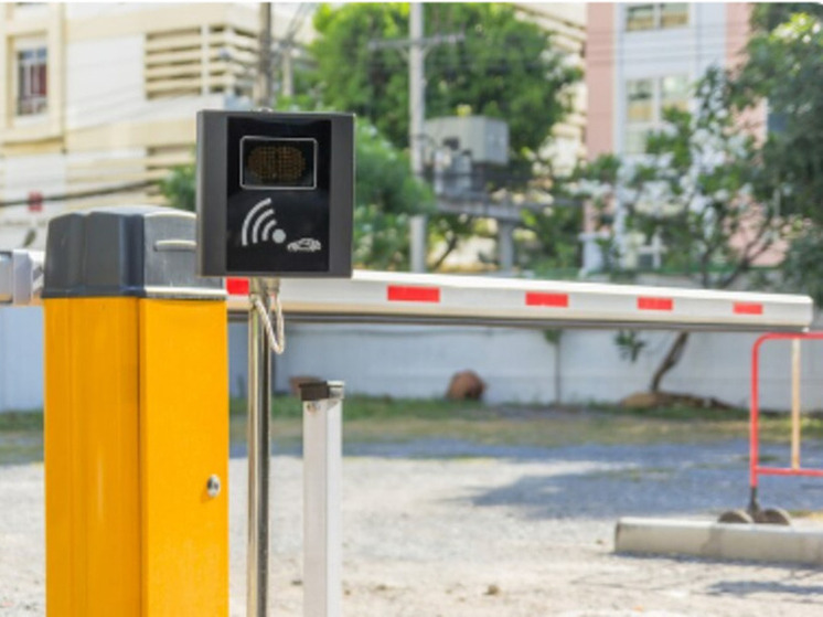 С калужской улицы убрали «шлагбаум преткновения»